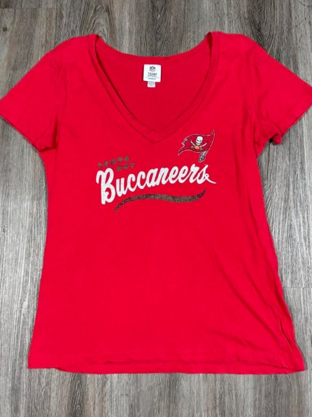 Tampa Bay Buccaneers Womens Vneck Tshirt Red Size XXL